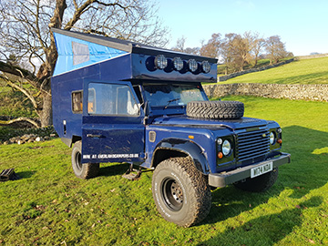 Land Rover Defender campervan exterior - 4x4 camper hire